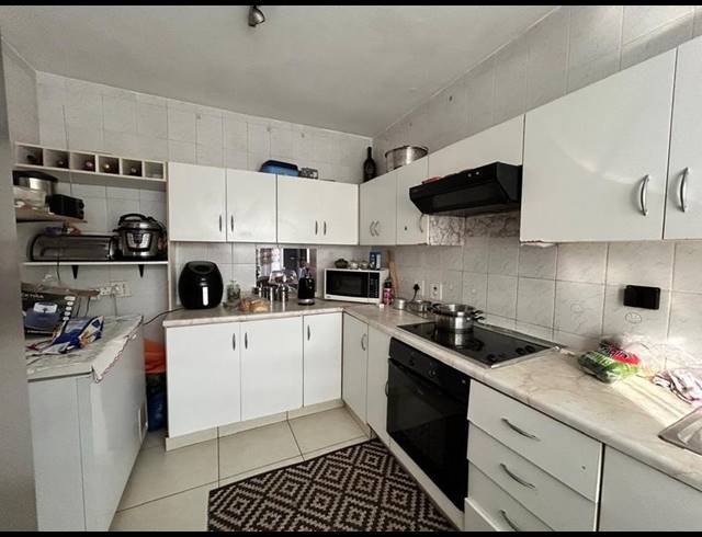 3 BEDROOM APARTMENT FOR SALE IN JEPPESTOWN